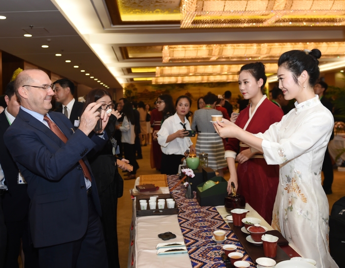 03eddb68770d9805cc9e39b32258c48.jpg 03eddb68770d9805cc9e39b32258c48.jpg